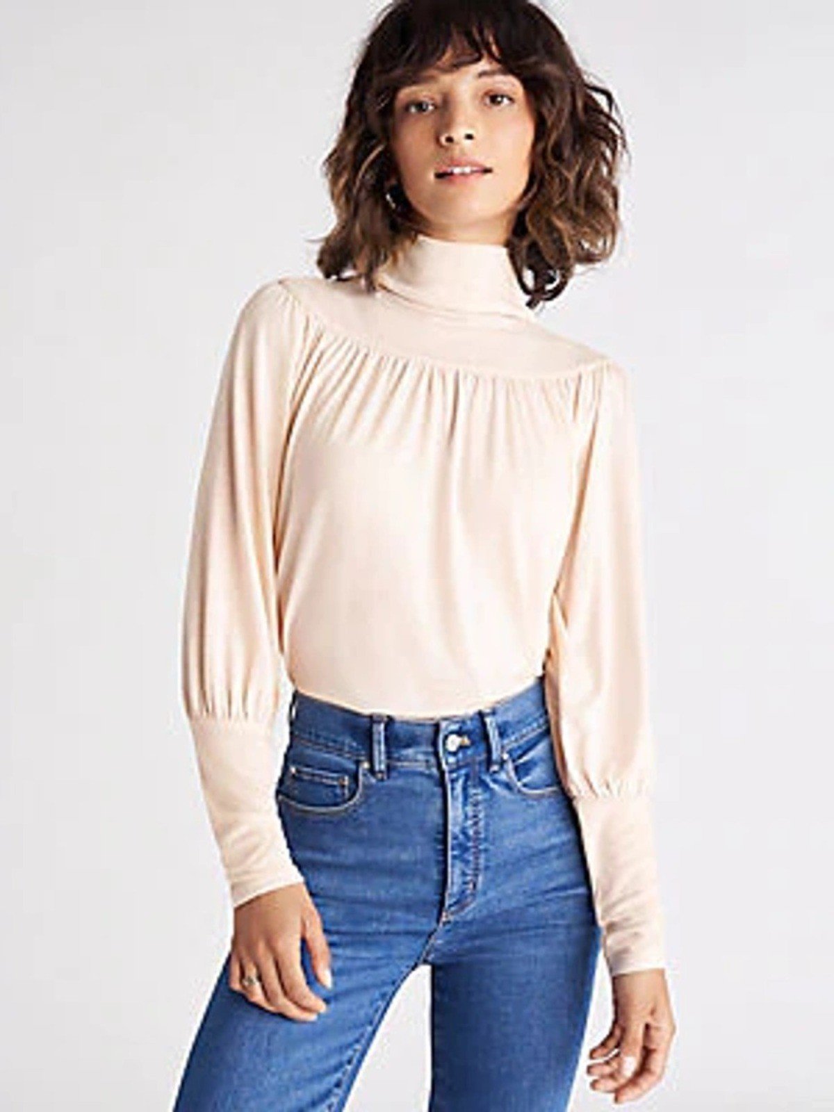 NWT Ann Taylor Shirred Turtleneck Top in Light Heirloom Tan Size Extra Small