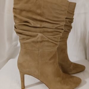 New in Box Banana Republic Suede Slouch Ankle Boots Booties in Tan Beige Size 10M